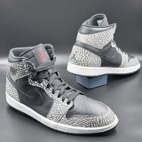 Air Jordan 1 Retro High 'Black Elephant' 2016 - Picture 7 of 14